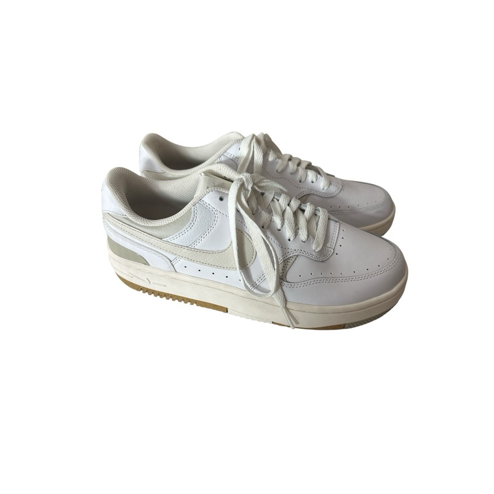 New Nike Gamma Force Women's Size 8.5 WHITE / PHANTOM-LIGHT BONE / SANDDRIFT